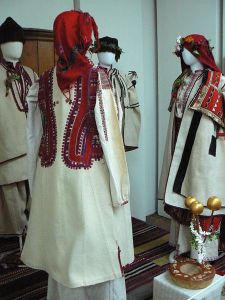 Bulgaarse kostuums (foto Spiritia / WC)